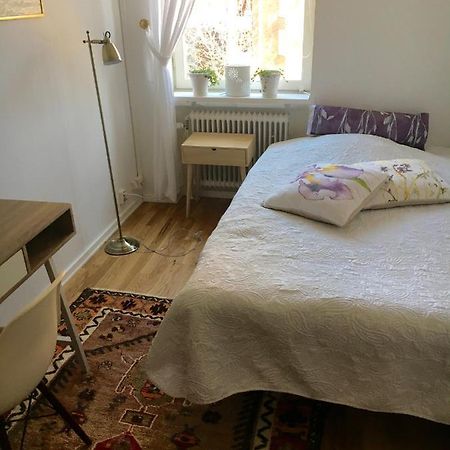 Farsta Bed And Breakfast Estocolmo Exterior foto
